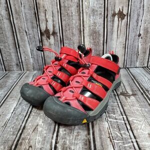 Keen Youth Newport H2 Waterproof Sandals Red Hiking Outdoor Trail Size 5